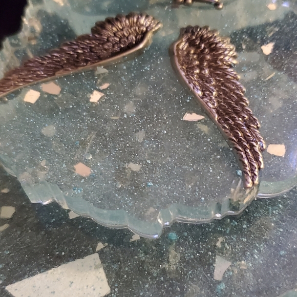 'Always believe in love' Angel wings Crown Cross Coasters - Picture 3 of 3